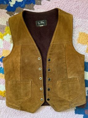 Vintage Joo-Kay suede leather vest with Sherpa lining